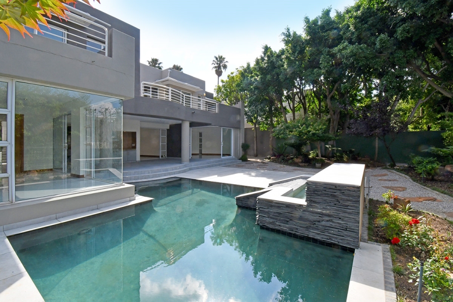 5 Bedroom Property for Sale in Hurlingham Gauteng