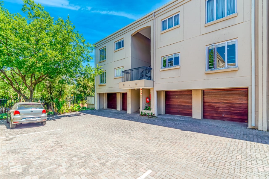 2 Bedroom Property for Sale in Hyde Park Gauteng