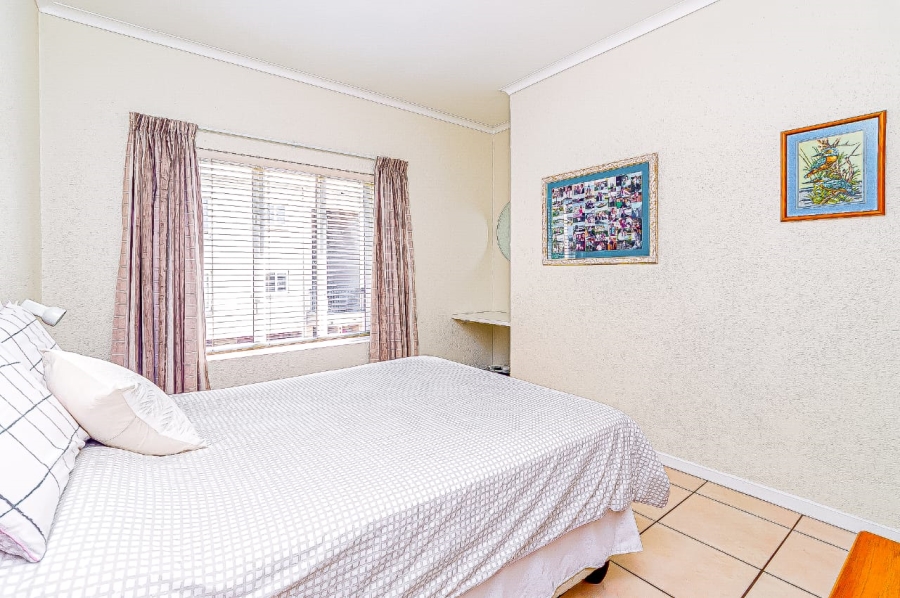 2 Bedroom Property for Sale in Hyde Park Gauteng