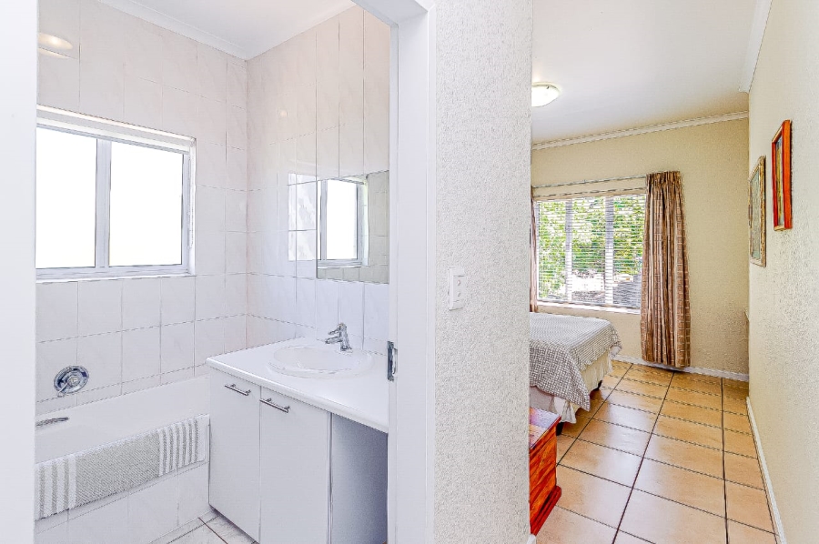 2 Bedroom Property for Sale in Hyde Park Gauteng