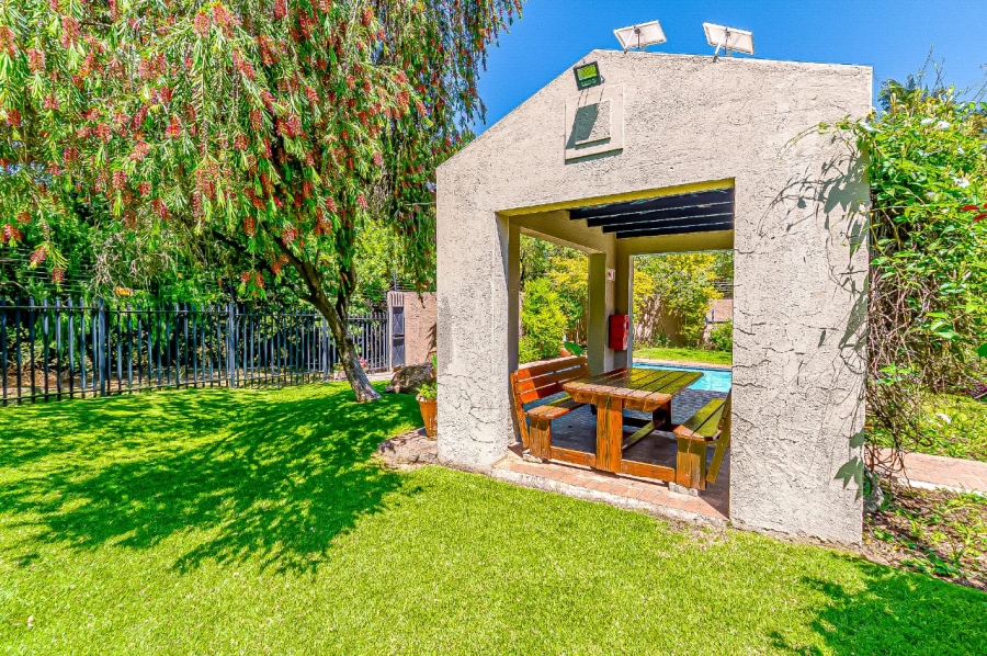 2 Bedroom Property for Sale in Hyde Park Gauteng