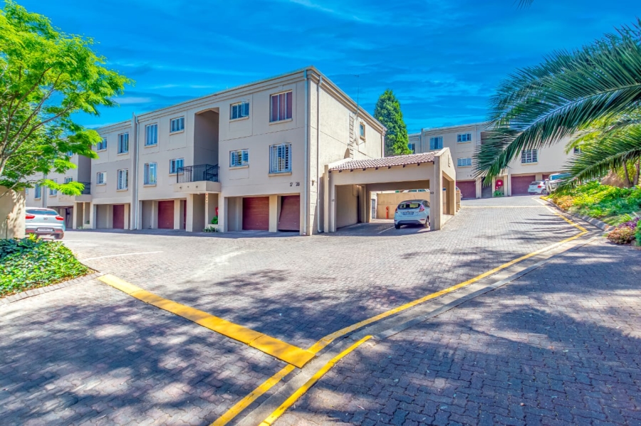 2 Bedroom Property for Sale in Hyde Park Gauteng