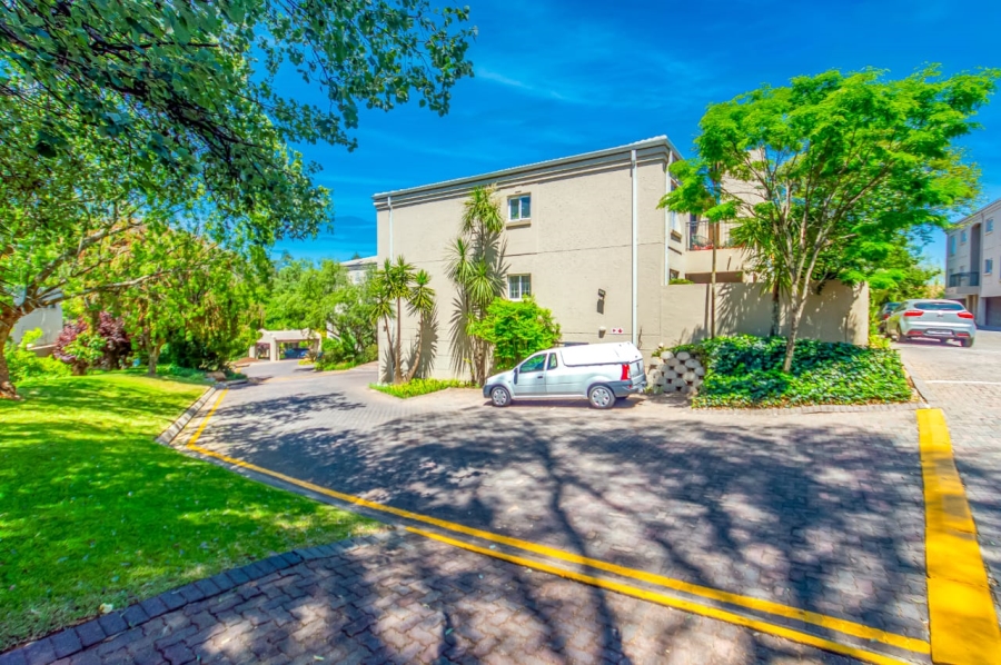 2 Bedroom Property for Sale in Hyde Park Gauteng