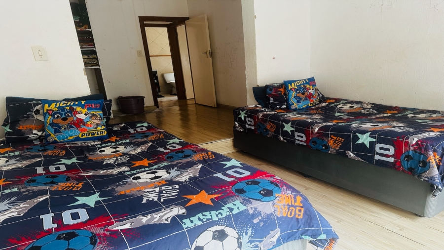 3 Bedroom Property for Sale in Noordwyk Gauteng