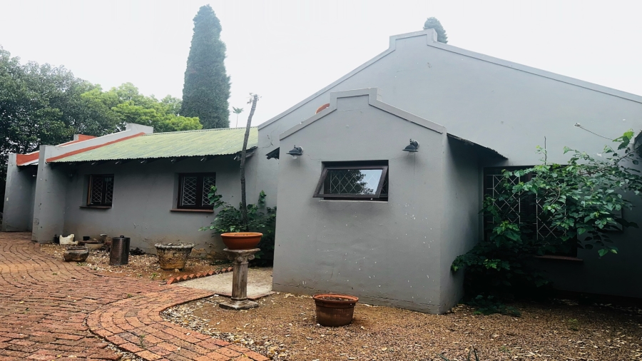 3 Bedroom Property for Sale in Noordwyk Gauteng