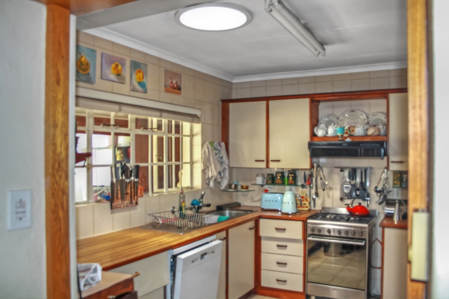 2 Bedroom Property for Sale in Magaliessig Gauteng