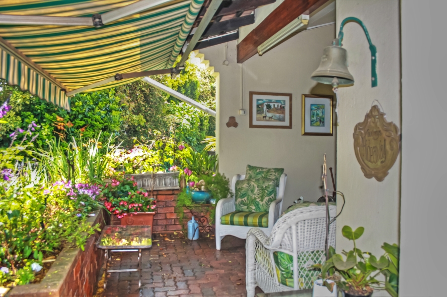 2 Bedroom Property for Sale in Magaliessig Gauteng