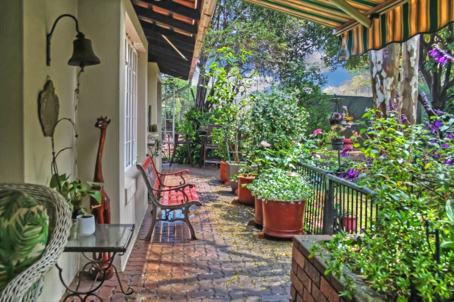 2 Bedroom Property for Sale in Magaliessig Gauteng