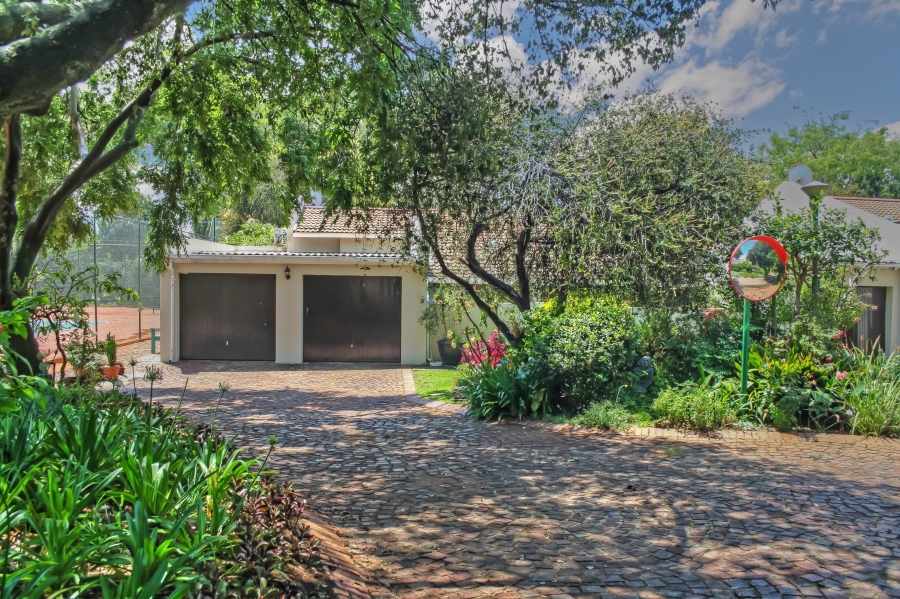 2 Bedroom Property for Sale in Magaliessig Gauteng