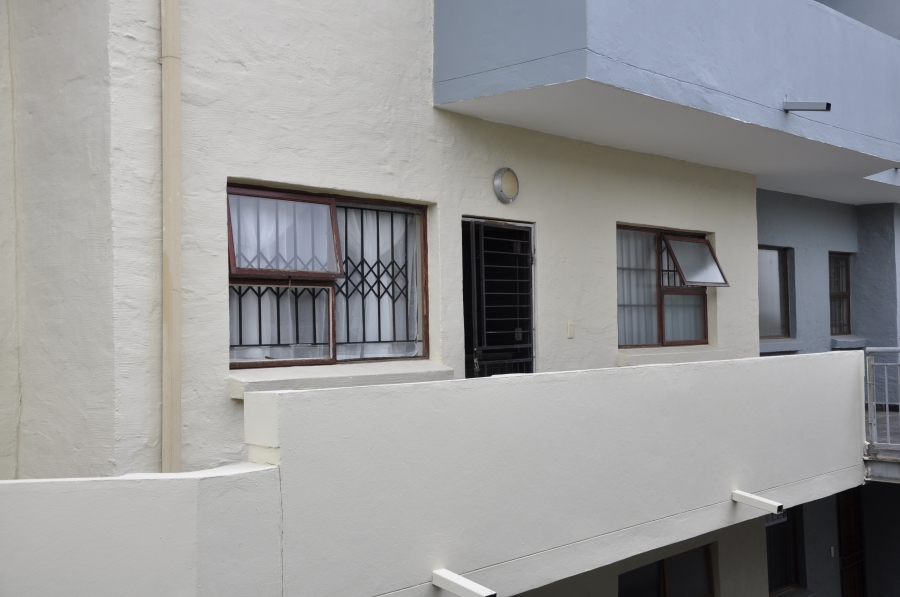 2 Bedroom Property for Sale in Noordwyk Gauteng