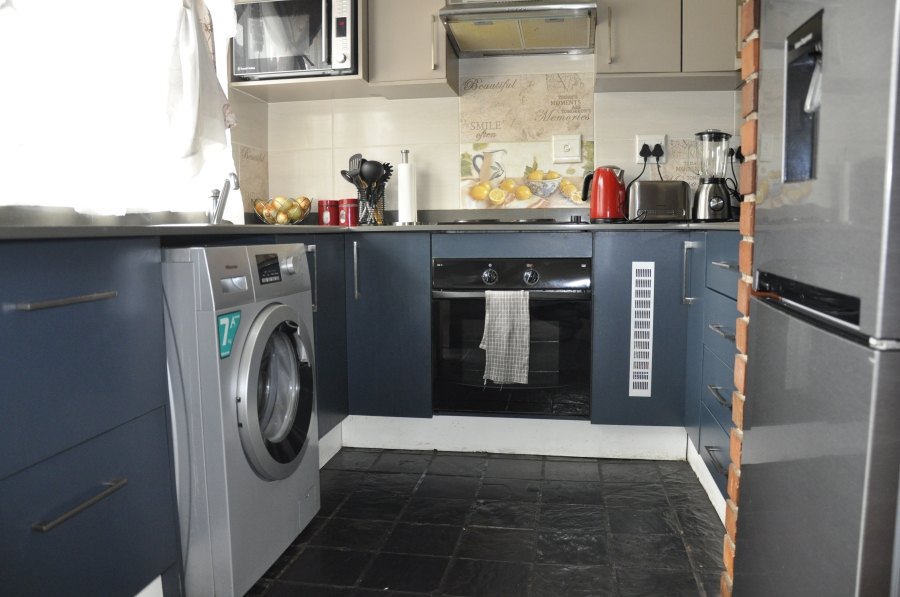 2 Bedroom Property for Sale in Noordwyk Gauteng