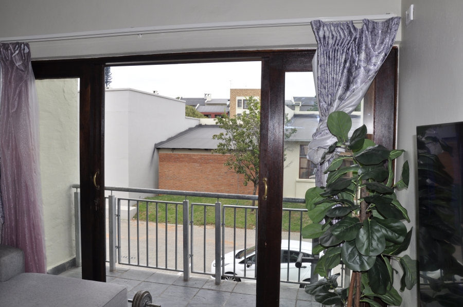 2 Bedroom Property for Sale in Noordwyk Gauteng