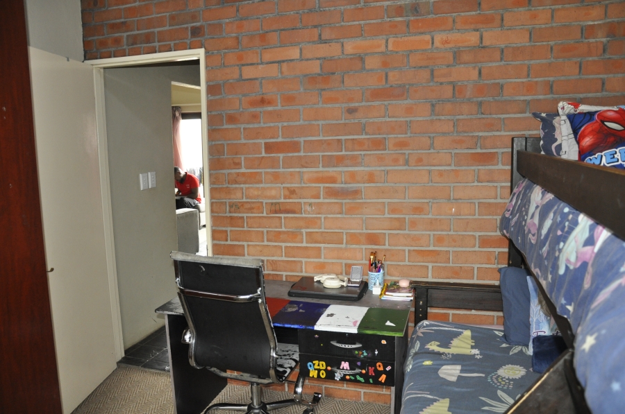 2 Bedroom Property for Sale in Noordwyk Gauteng