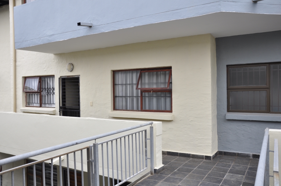 2 Bedroom Property for Sale in Noordwyk Gauteng