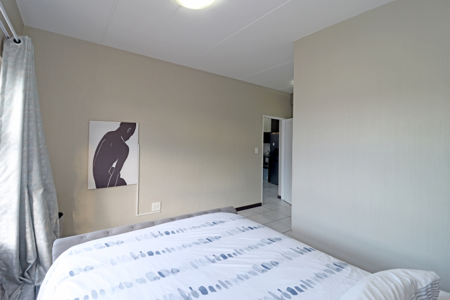 2 Bedroom Property for Sale in Barbeque Downs Gauteng