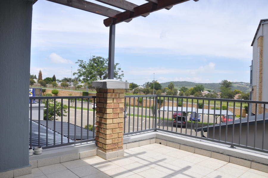 2 Bedroom Property for Sale in Barbeque Downs Gauteng
