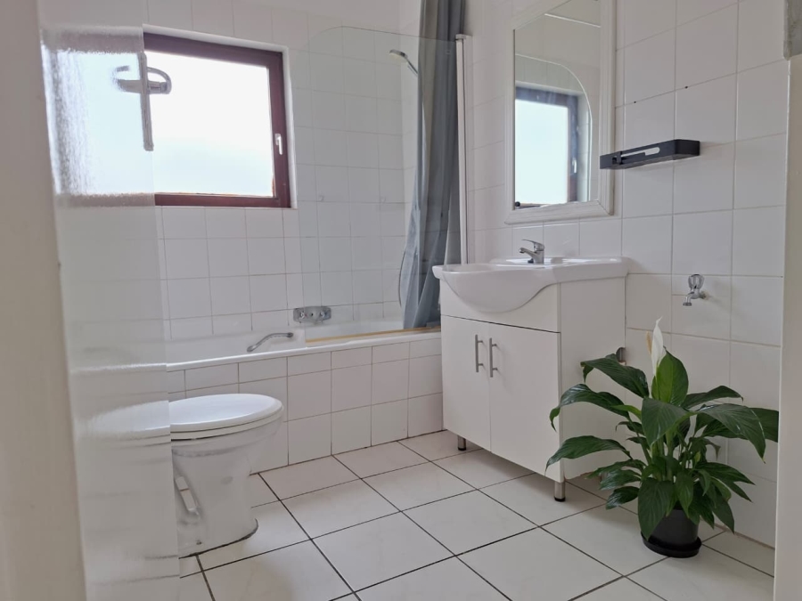 2 Bedroom Property for Sale in Wendywood Gauteng