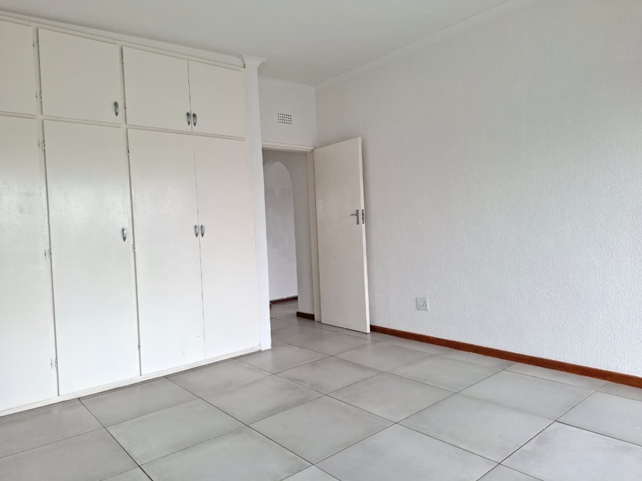 2 Bedroom Property for Sale in Wendywood Gauteng