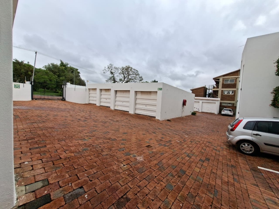 2 Bedroom Property for Sale in Wendywood Gauteng