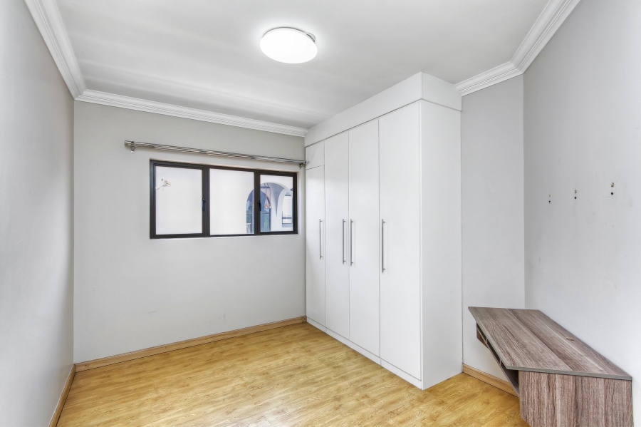 5 Bedroom Property for Sale in Kyalami Glen Estate Gauteng