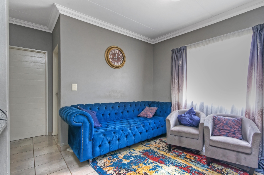 2 Bedroom Property for Sale in Noordwyk Gauteng