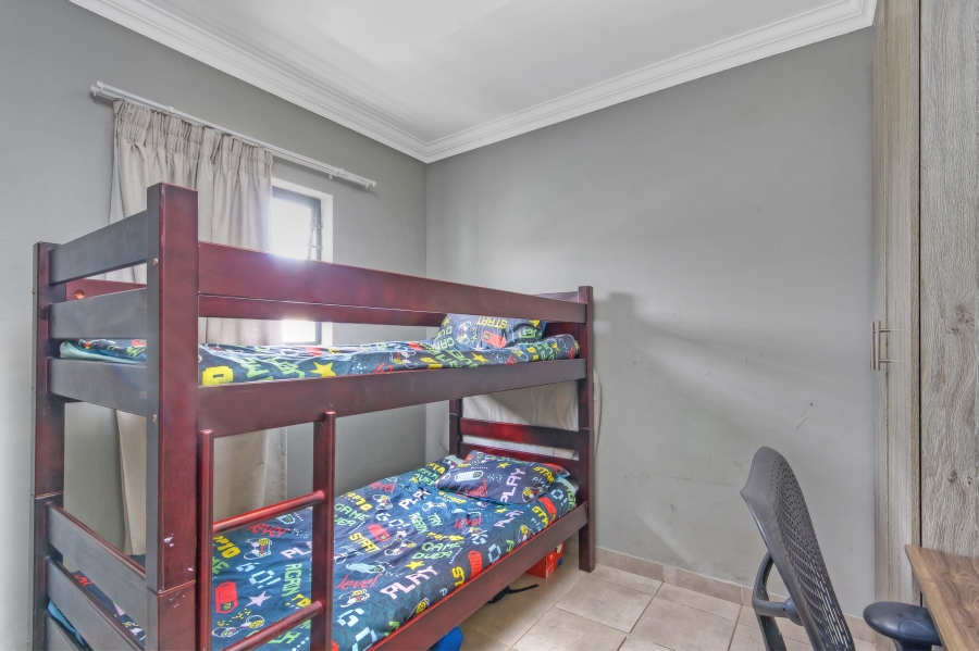 2 Bedroom Property for Sale in Noordwyk Gauteng