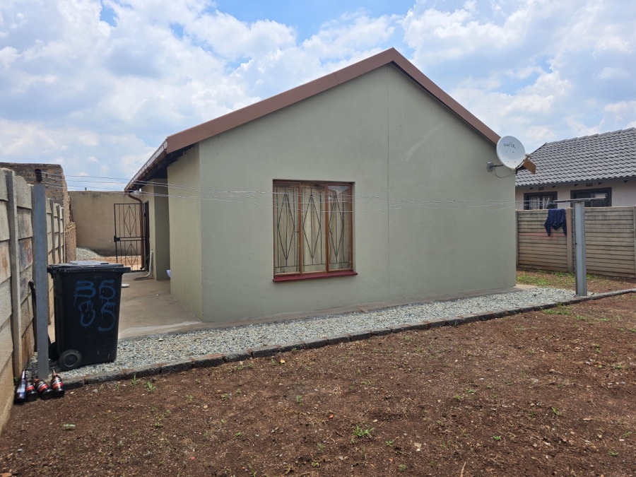 3 Bedroom Property for Sale in Roodekop Gauteng