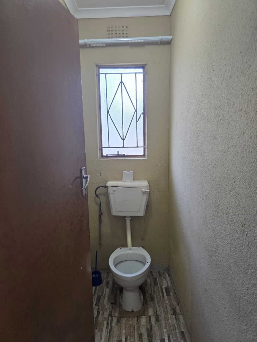 3 Bedroom Property for Sale in Roodekop Gauteng