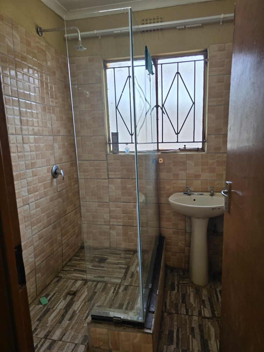 3 Bedroom Property for Sale in Roodekop Gauteng
