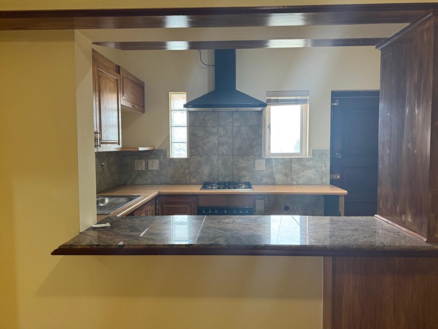 To Let 2 Bedroom Property for Rent in Bassonia Gauteng