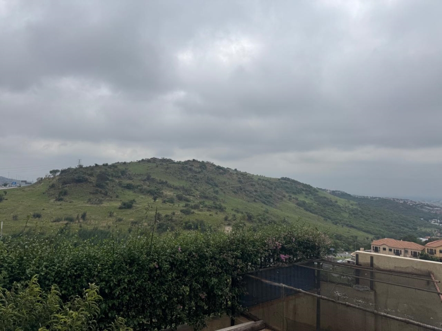 To Let 2 Bedroom Property for Rent in Bassonia Gauteng