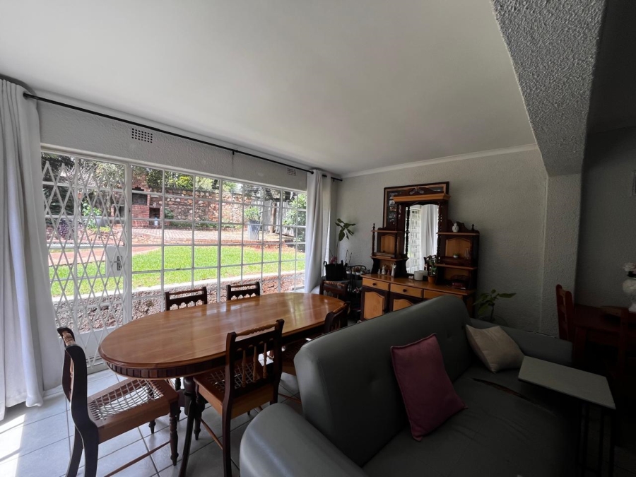 To Let 4 Bedroom Property for Rent in Constantia Kloof Gauteng