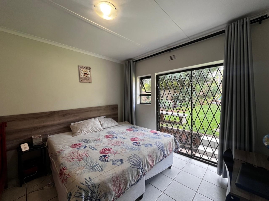 To Let 4 Bedroom Property for Rent in Constantia Kloof Gauteng