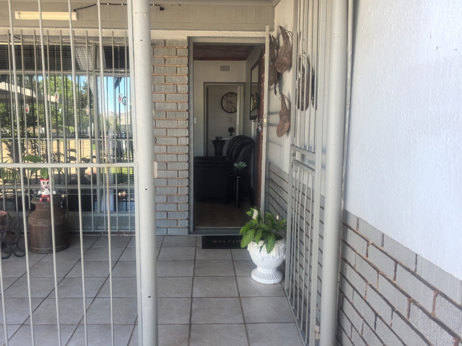 3 Bedroom Property for Sale in Witpoortjie Gauteng