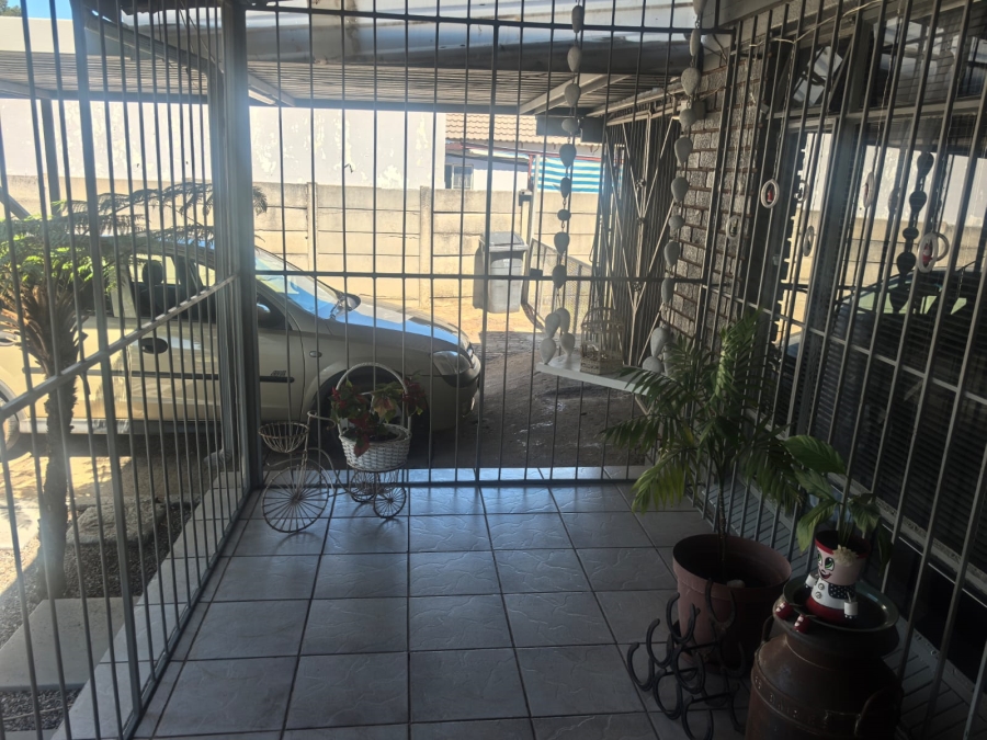 3 Bedroom Property for Sale in Witpoortjie Gauteng