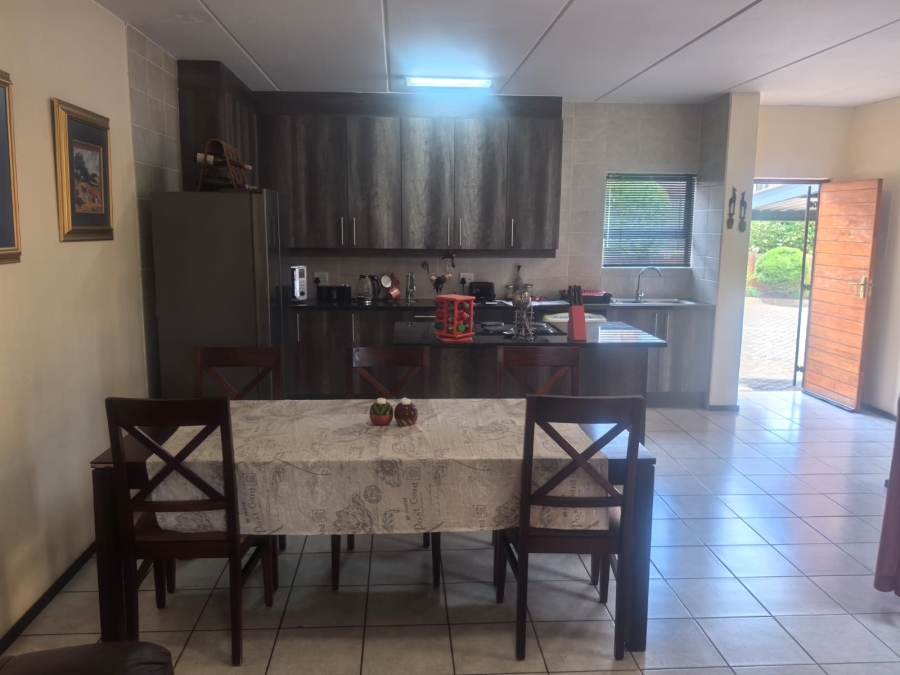 3 Bedroom Property for Sale in Helderkruin Gauteng