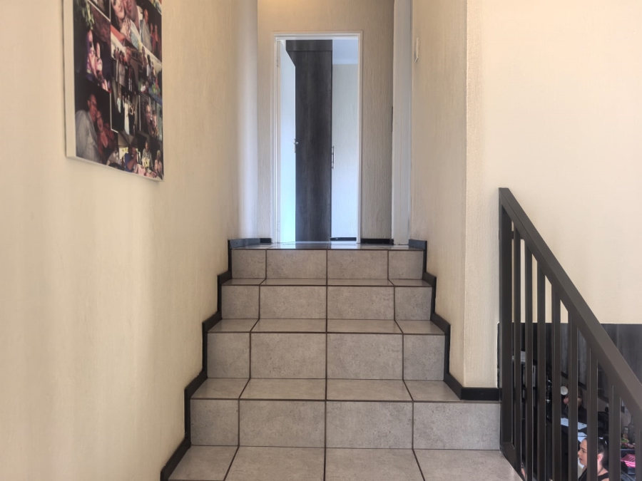 3 Bedroom Property for Sale in Helderkruin Gauteng