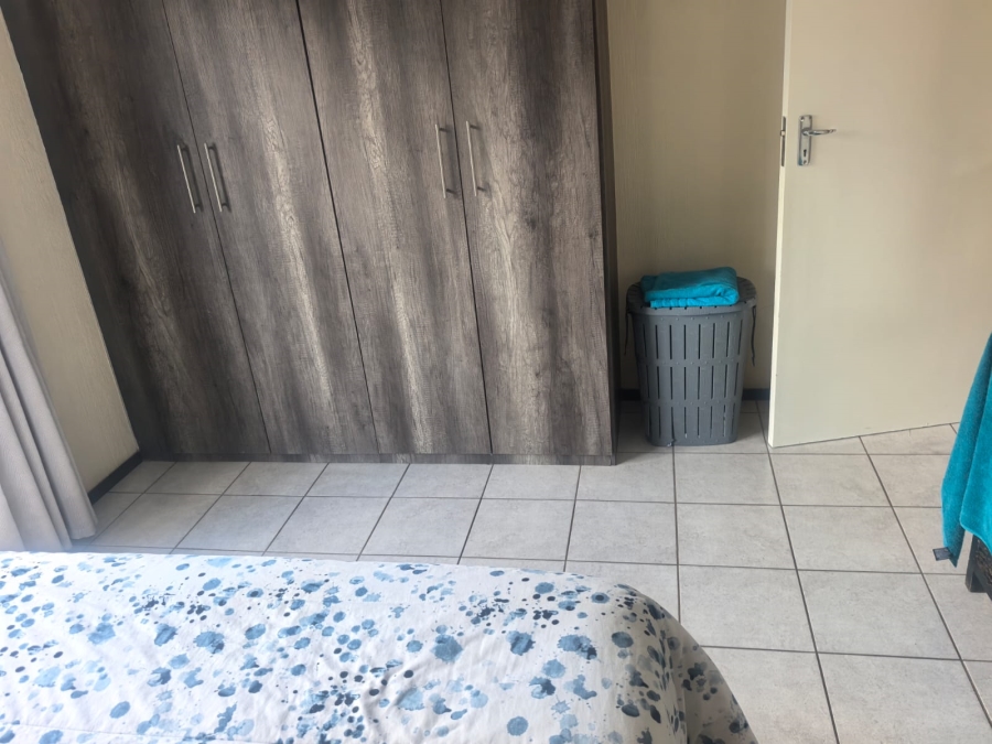 3 Bedroom Property for Sale in Helderkruin Gauteng