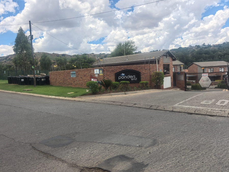 3 Bedroom Property for Sale in Helderkruin Gauteng