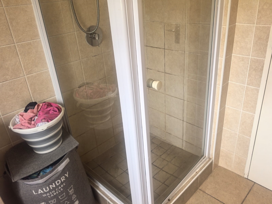 3 Bedroom Property for Sale in Helderkruin Gauteng