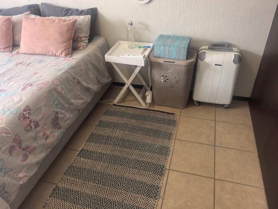 3 Bedroom Property for Sale in Helderkruin Gauteng