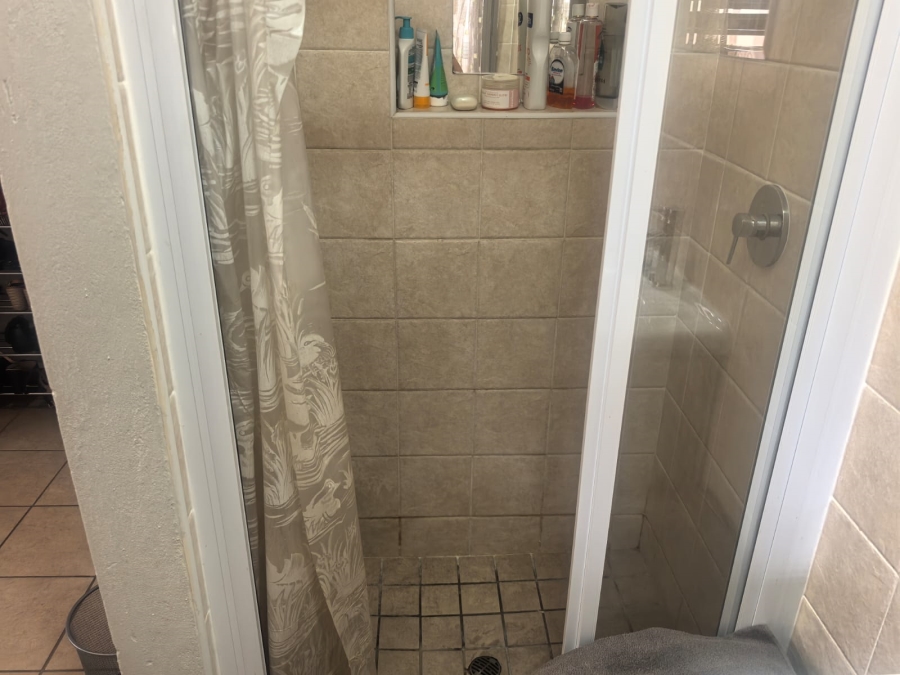 3 Bedroom Property for Sale in Helderkruin Gauteng