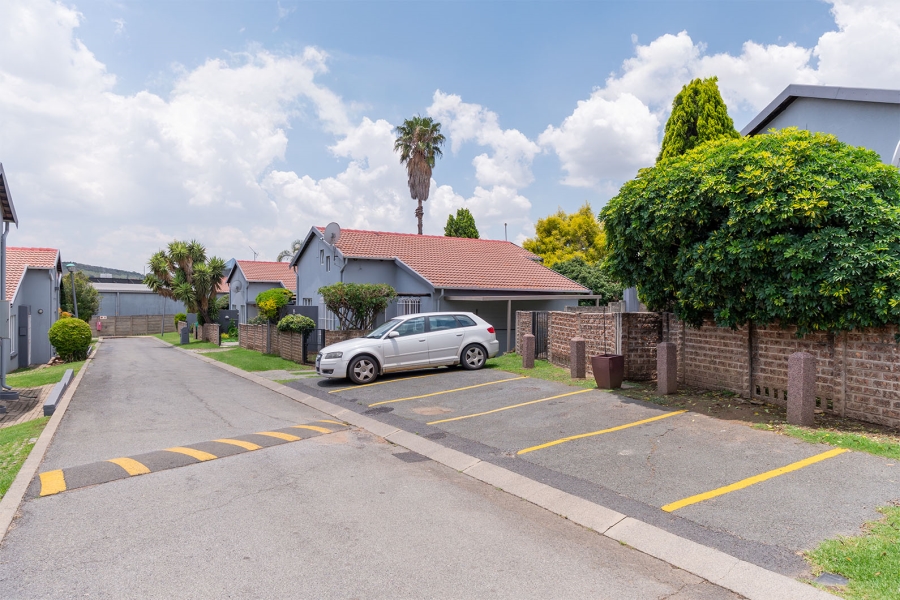 3 Bedroom Property for Sale in Eden Glen Gauteng