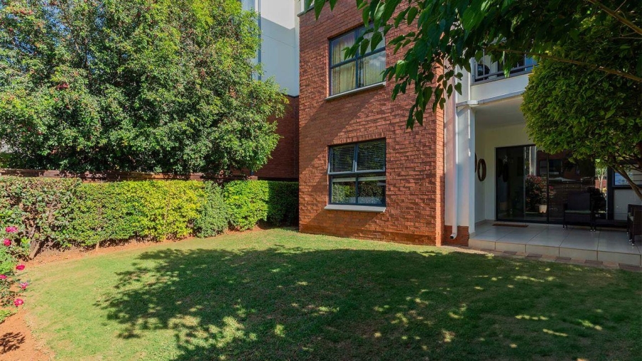 3 Bedroom Property for Sale in Greenstone Crest Gauteng