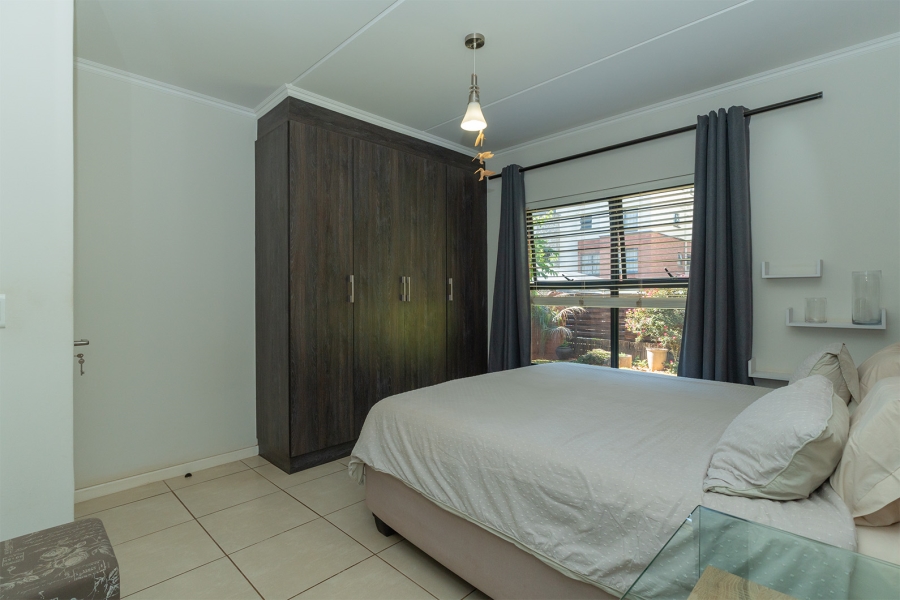 3 Bedroom Property for Sale in Greenstone Crest Gauteng