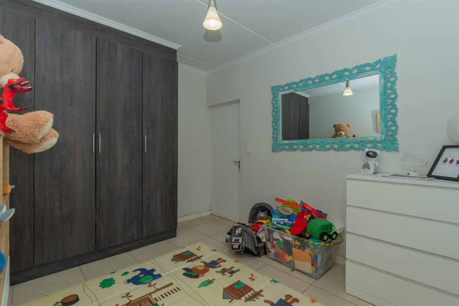 3 Bedroom Property for Sale in Greenstone Crest Gauteng