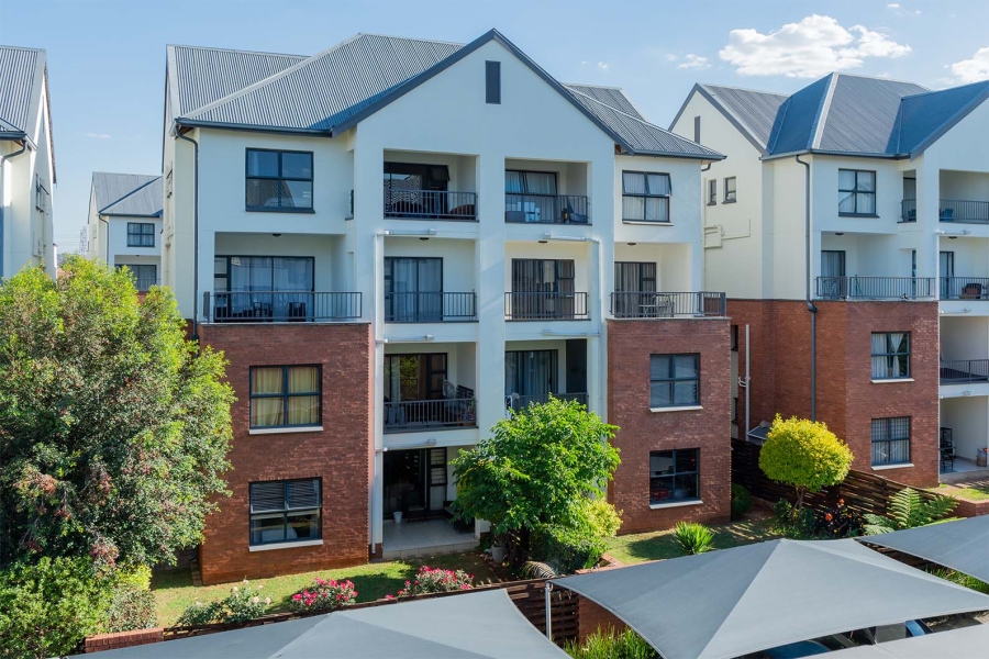 3 Bedroom Property for Sale in Greenstone Crest Gauteng