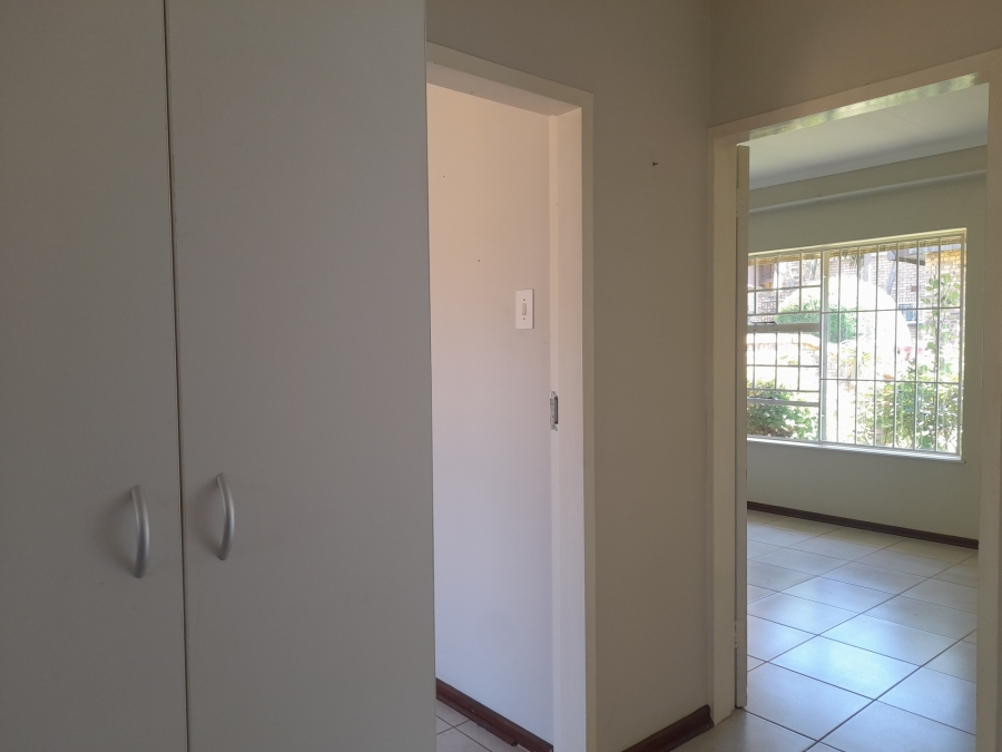 2 Bedroom Property for Sale in Norton Park Gauteng