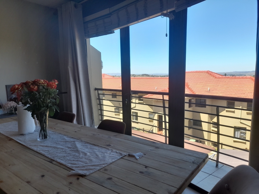 3 Bedroom Property for Sale in Bassonia Rock Gauteng