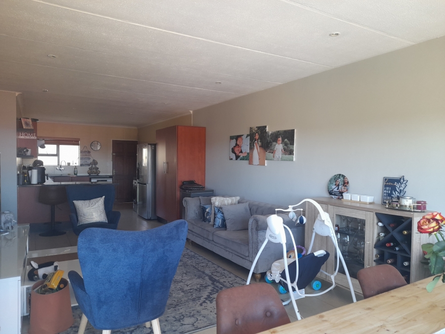 3 Bedroom Property for Sale in Bassonia Rock Gauteng